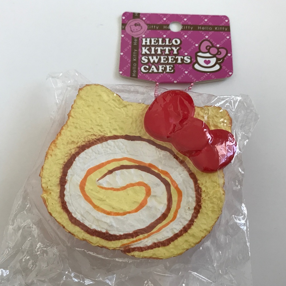 Hello kitty sweets cafe cake roll squishy